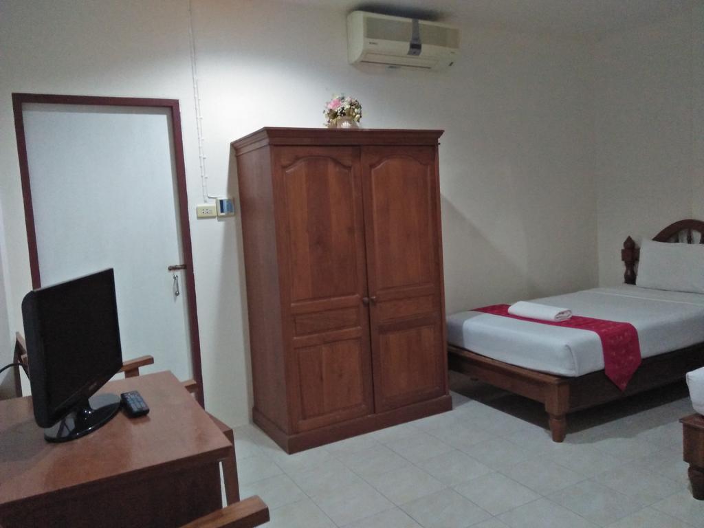 Saver Guesthouse пляж Чавенг Екстер'єр фото