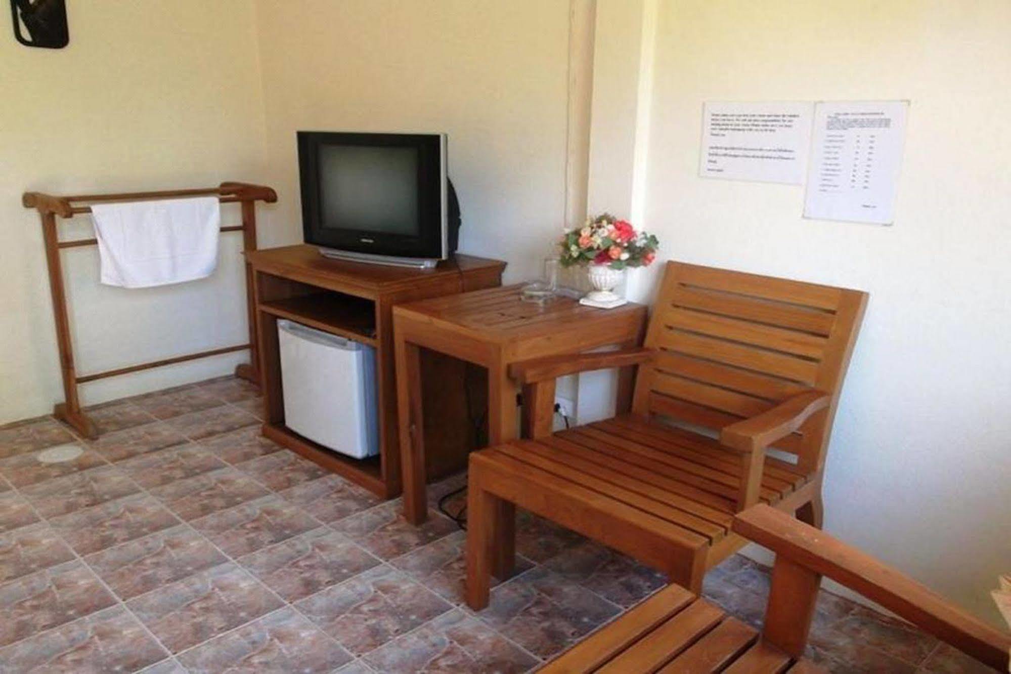 Saver Guesthouse пляж Чавенг Екстер'єр фото